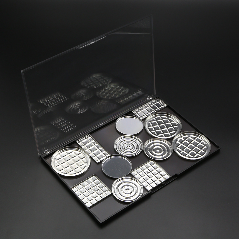 Wholesale High Pigment Eye Shadow Palette Matte Plaistic Makeup Eyeshadow Palette with mirror