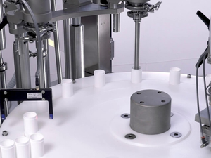 Cosmetic packaging production1.png