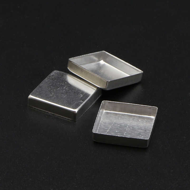 Custom Shape Square 17.4*17.4mm Magnetic Eyeshadow Tin Pans Iron/aluminum Pans Diy Empty Eyeshadow Pans