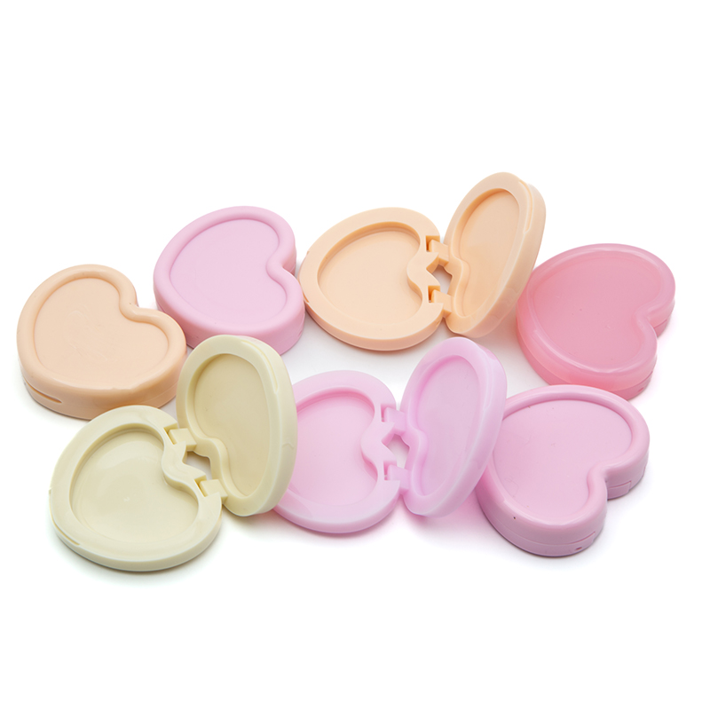 1 Color Empty Round Plastic Eyeshadow Sample case in Stock clear Eyeshadow Palette travel eyeshadow palette supplier