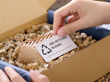 Environmentally friendly eyeshadow palette1.png