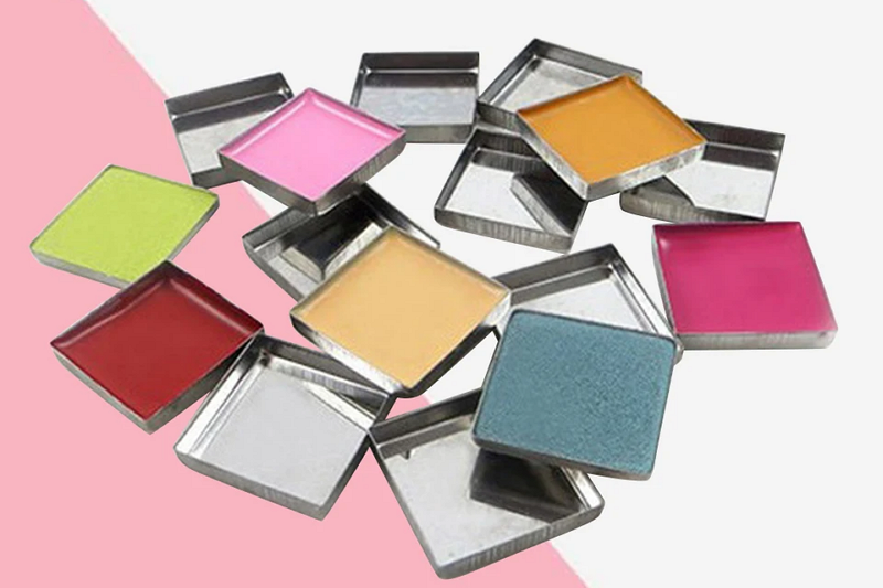 The Non-toxic Coating of The Empty Makeup Tin Tray Ensures Safety And Health