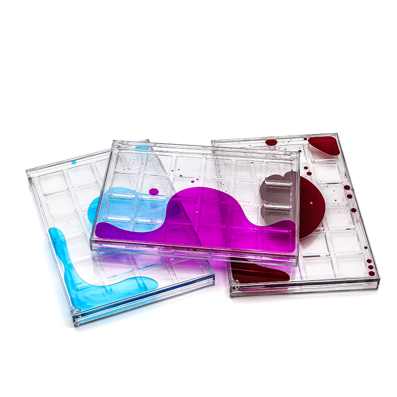 Custom logo Eyeshadow Palette With 24 color Plastic Rectangle Empty Eyeshadow Make up case