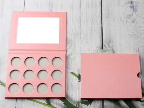 empty cardboard eyeshadow palette4.jpg