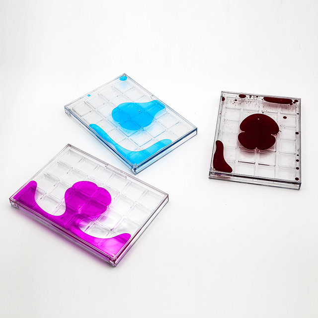 Custom logo Eyeshadow Palette With 24 color Plastic Rectangle Empty Eyeshadow Make up case