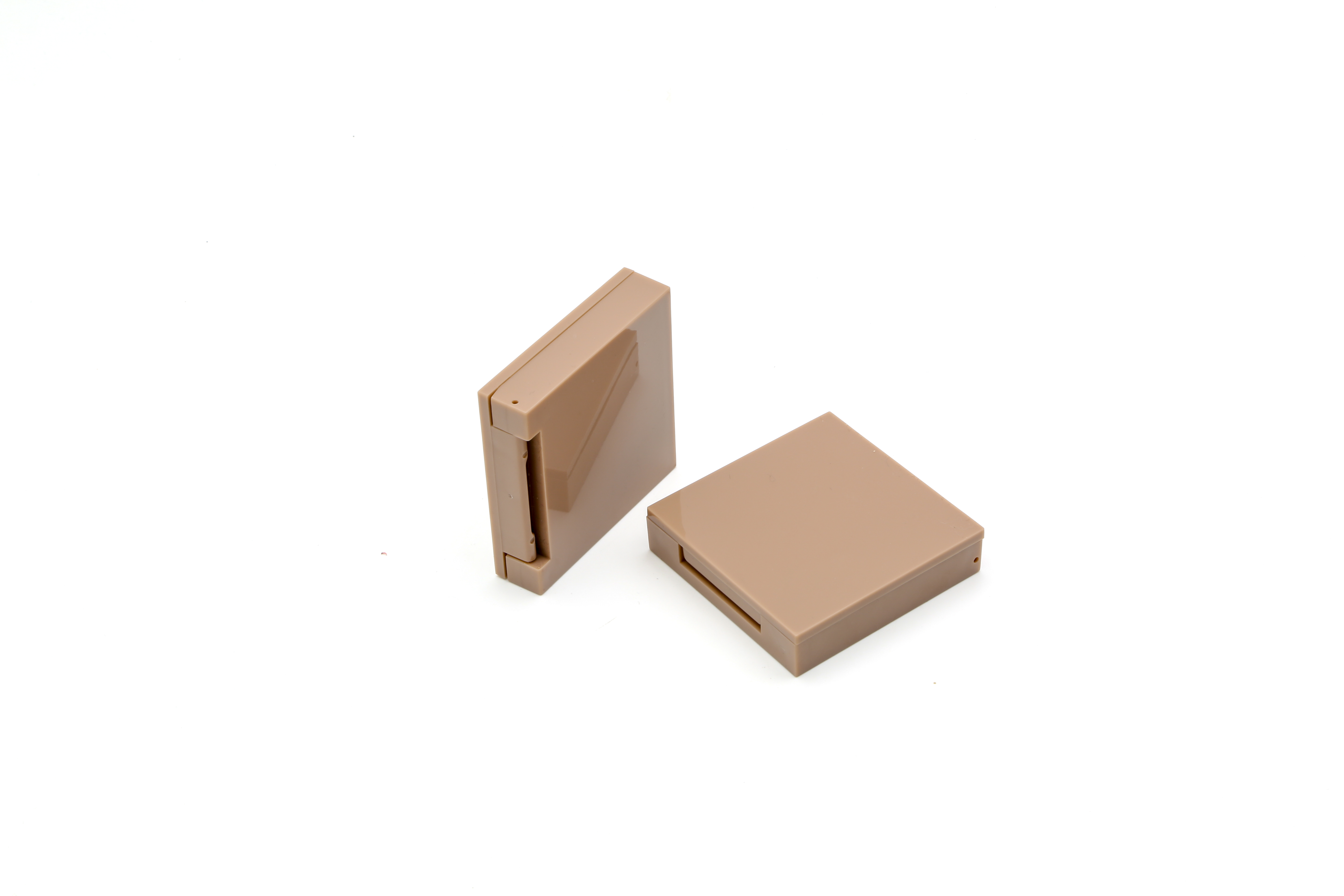 4 Colors Square Internal Customizable Eyeshadow Palette Lipstick Blush Sample Private Label High Quality Unique Eyeshadow Palette