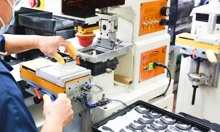 Uncompromising-Quality-Checks